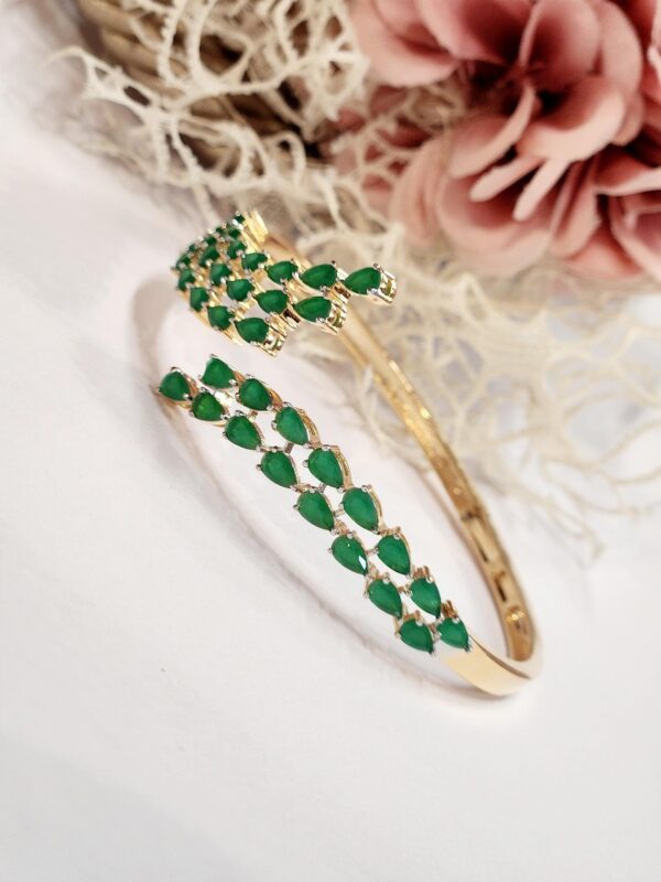 Emerald Green Wave Bracelet - Image 2