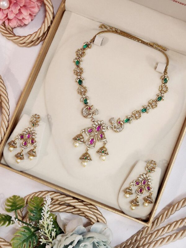 Choker Set