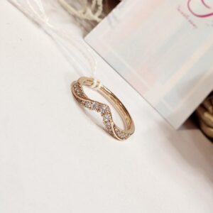 Ring (size 7 )