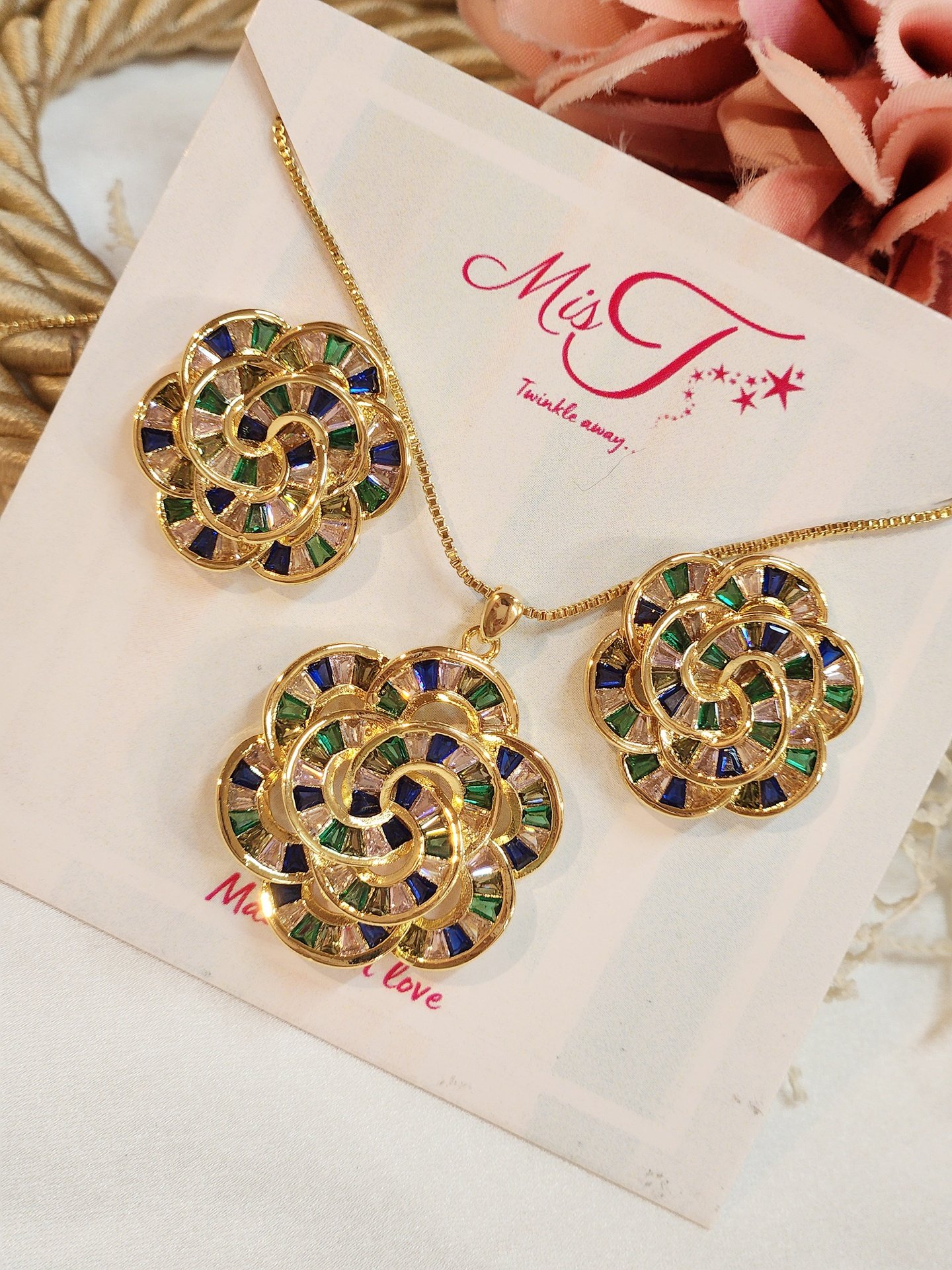 Geranium Grace Peacock shade Pendant Necklace Set With Earrings
