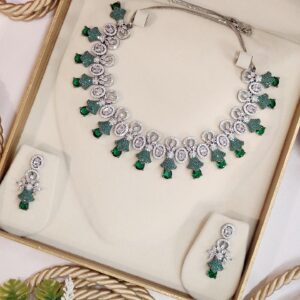 Choker set
