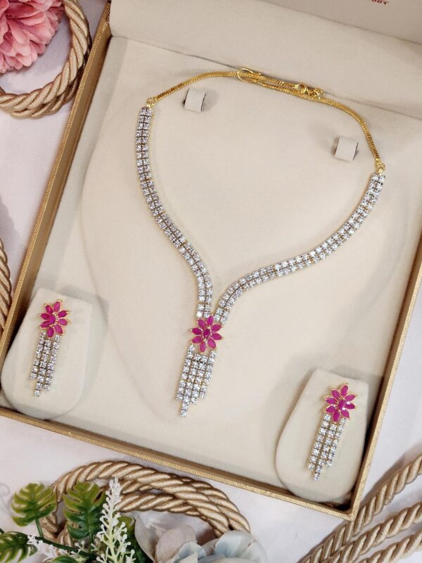 Choker set