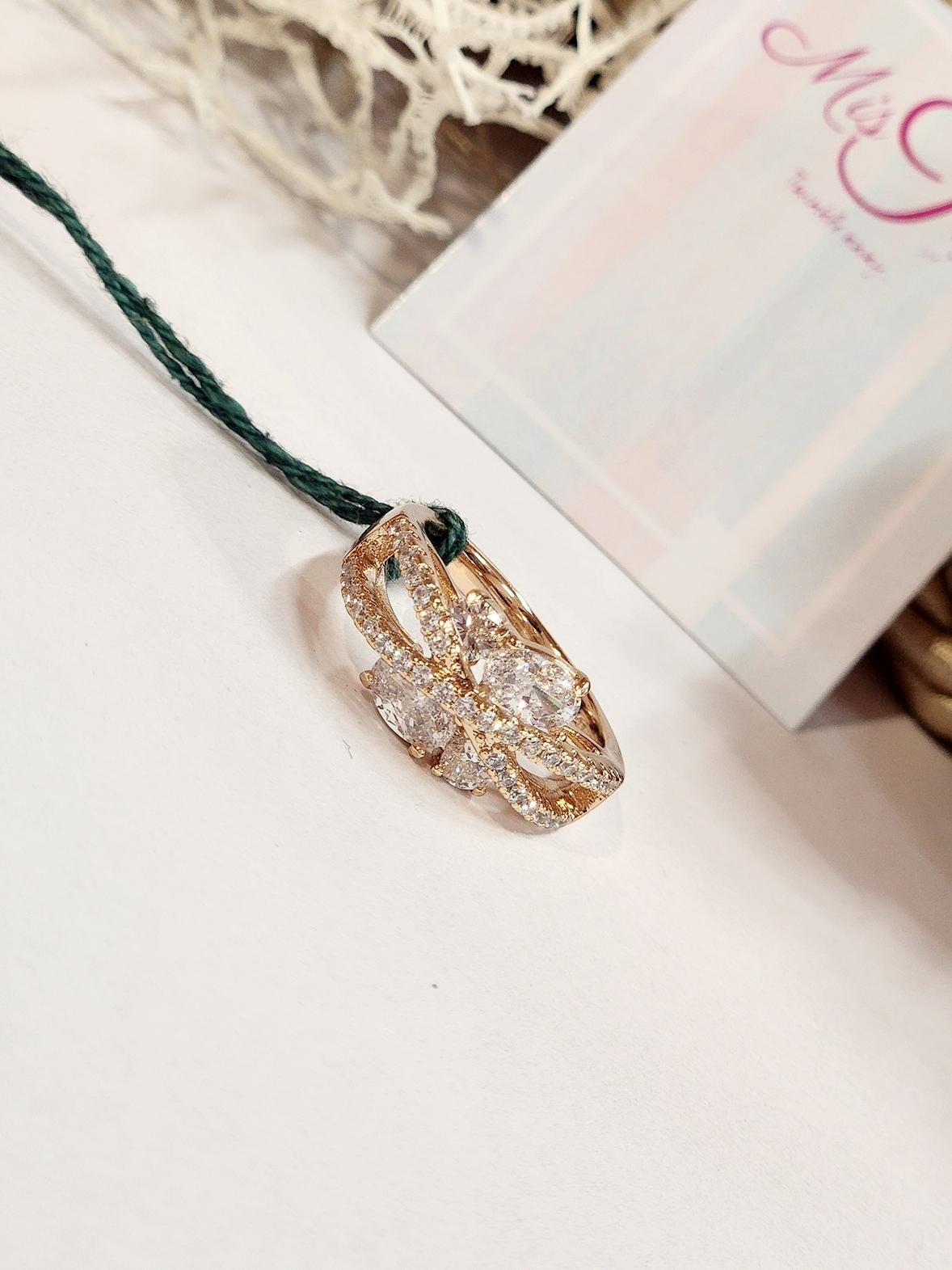 Ring (size 6,size 7)