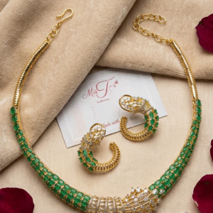 The Cleopatra Collar Hasli Asymmetrical Emerald And Diamond-Style Choker Set-Gold Finish