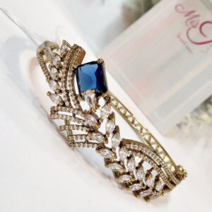 Sparkle Sprout Sapphire Blue Bracelet- Antique Finish