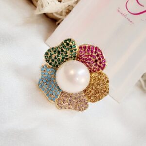 Royal pearl multi flower zirconia ring