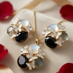 The Papillon Nocturne Oyx And Opaline Pendant Set-Gold Finish